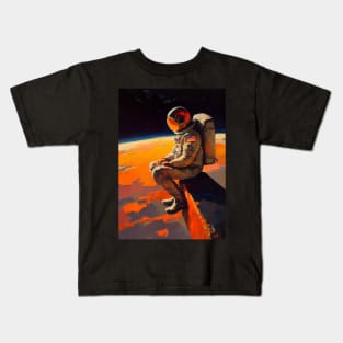 Spaceman - sitting on a rock looking out over a planet below Kids T-Shirt